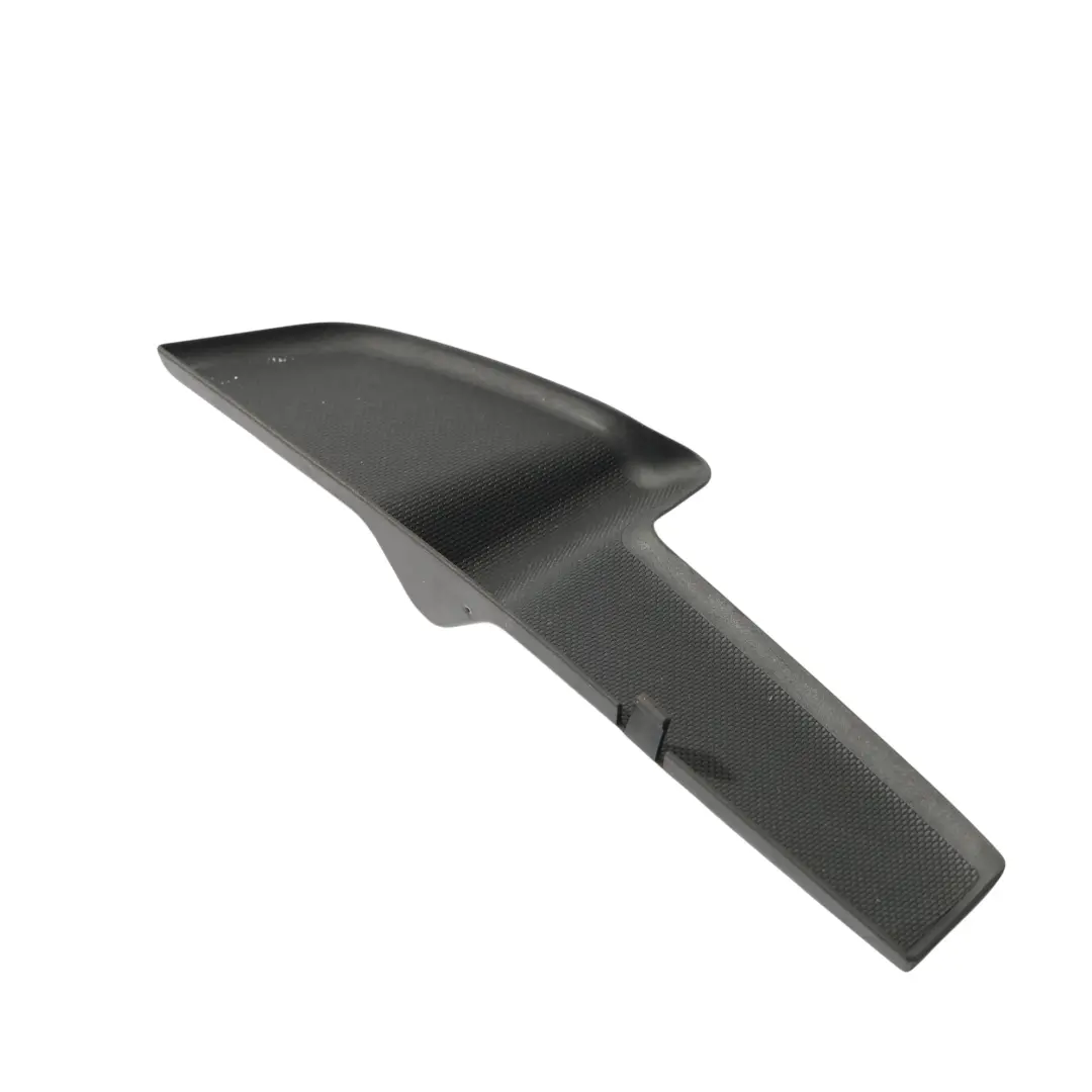 Puerta Delantera Compartimiento Inserto De Goma Derecha para Audi A6 C8 con número de pieza 4K8868134 Audi A6 C8 Puerta Delantera Compartimiento Inserto De Goma Derecha - SKU 4K8868134 - Número de pieza 4K8868134