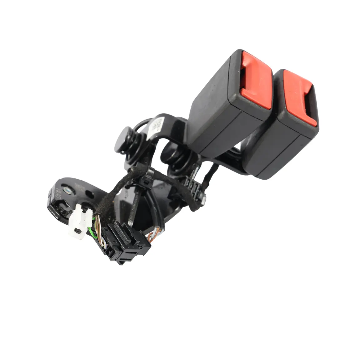 Asiento Trasero Doble Cinturón Hebilla Medio Negro para Audi A6 C8 A7 C8 con número de pieza 4KD857739 Audi A6 C8 A7 C8 Asiento Trasero Doble Cinturón Hebilla Medio Negro - SKU 4KD857739 - Número de pieza 4KD857739