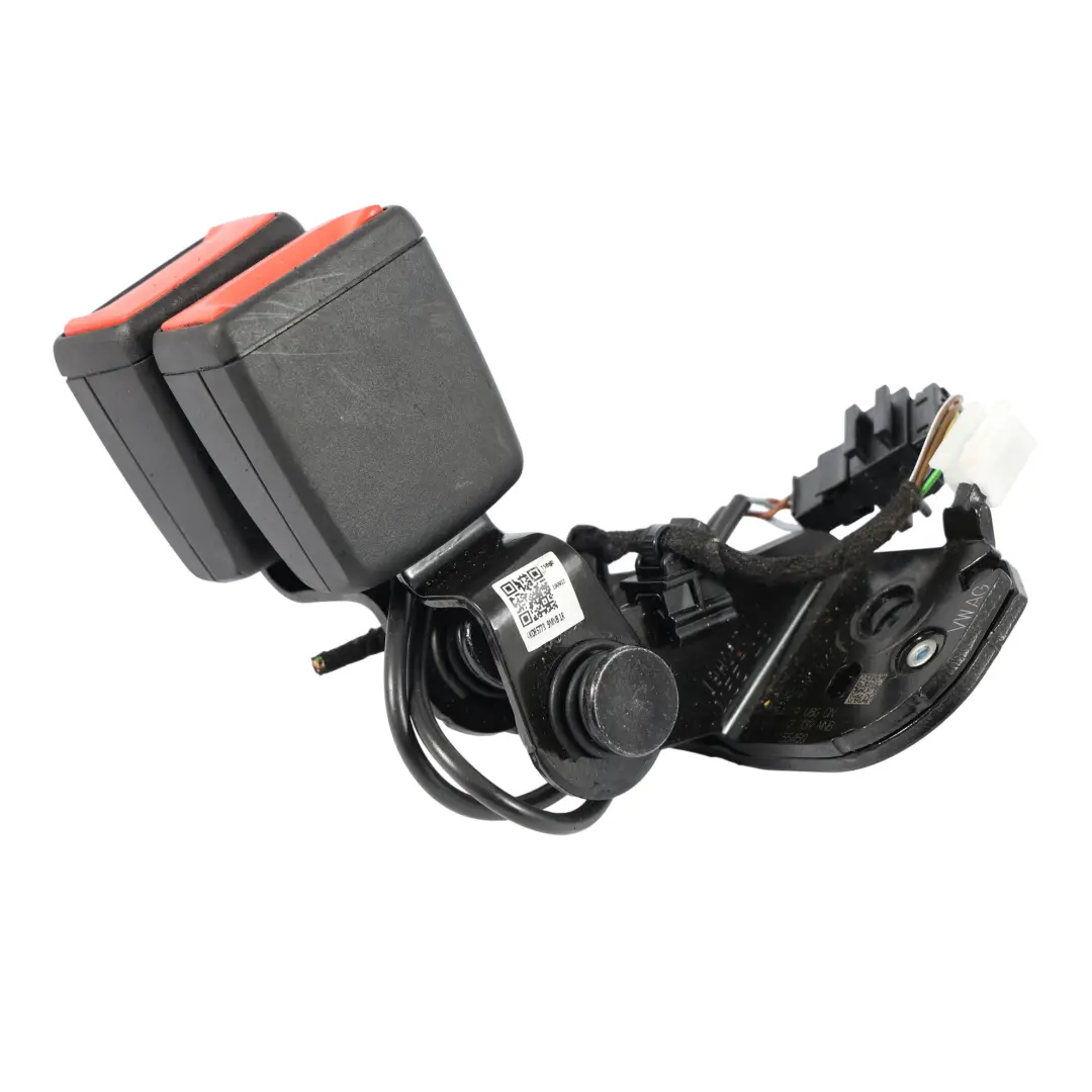 Belt Buckle Middle Black to Audi A6 C8 A7 C8 Rear Seat Double Seat with Part number 4KD857739 Audi A6 C8 A7 C8 Rear Seat Double Seat Belt Buckle Middle Black - SKU 4KD857739 - Part number 4KD857739