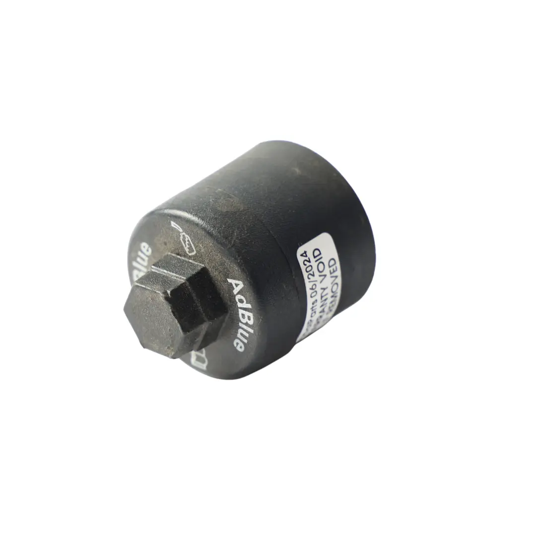 AdBlue Cap Ad Blue Tank Filler Cover to Audi Q7 4L with Part number 4L0131980E Audi Q7 4L AdBlue Cap Ad Blue Tank Filler Cover - SKU 4L0131980E - Part number 4L0131980E