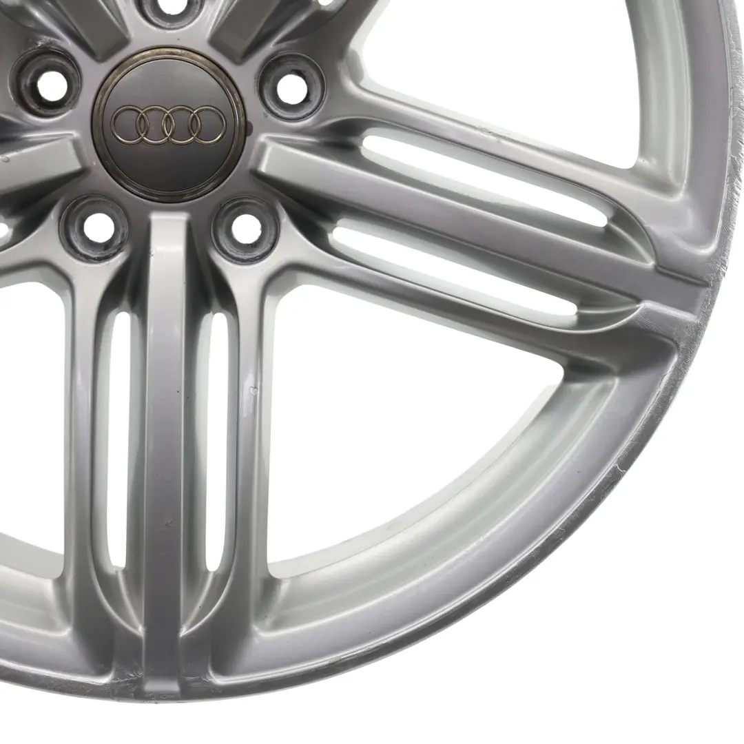 Silberne Leichtmetallfelge 21" Sternspeiche 10J ET:44 für Audi Q7 4L mit Teilenummer 4L0601025BH Audi Q7 4L Silberne Leichtmetallfelge 21" Sternspeiche 10J ET:44 - SKU 4L0601025BH-4 - Teilenummer 4L0601025BH