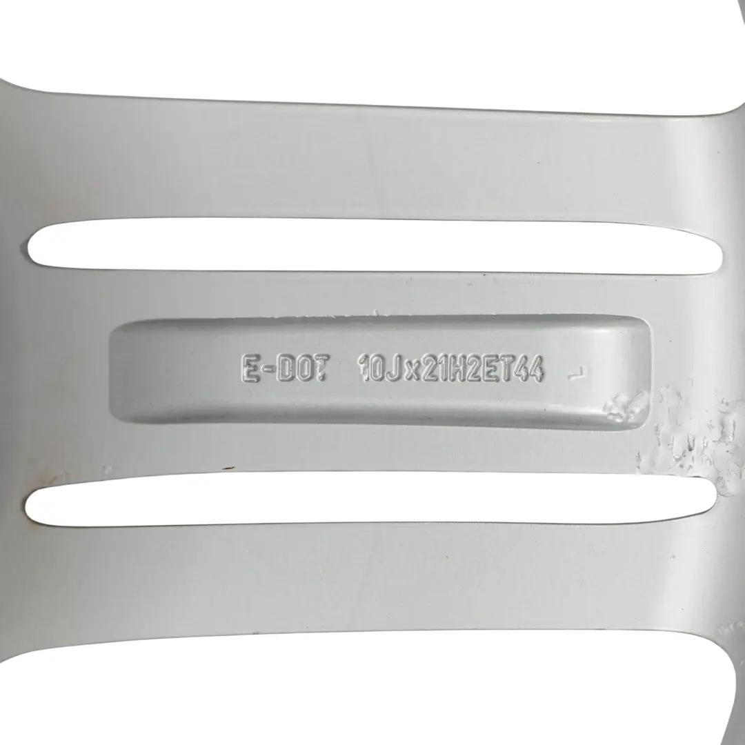 Felga Aluminiowa Srebrna 21" 10J ET:44 do Audi Q7 4L o numerze 4L0601025BH Audi Q7 4L Felga Aluminiowa Srebrna 21" 10J ET:44 - SKU 4L0601025BH-9 - Numer Części 4L0601025BH