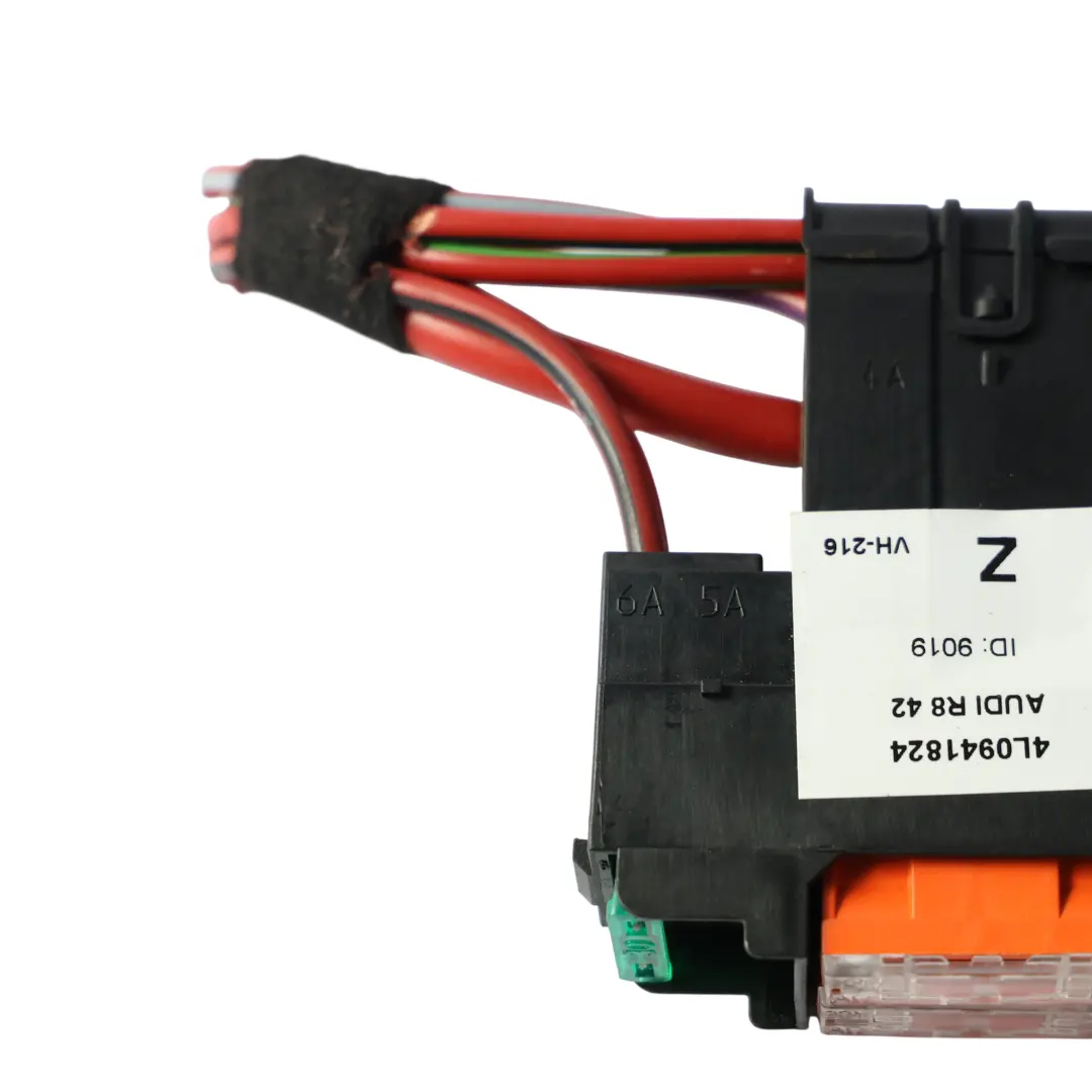 Sicherungs Kasten Steuergerät Modul Benzin für Audi R8 42 Spyder mit Teilenummer 4L0941824 Audi R8 42 Spyder Sicherungs Kasten Steuergerät Modul Benzin - SKU 4L0941824 - Teilenummer 4L0941824