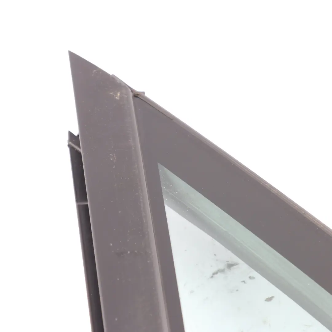 4M Front Door Triangle Window Glass Glazing AS2 Right Side O/S to Audi Q7 with Part number 4M0845114 Audi Q7 4M Front Door Triangle Window Glass Glazing AS2 Right Side O/S - SKU 4M0845114 - Part number 4M0845114