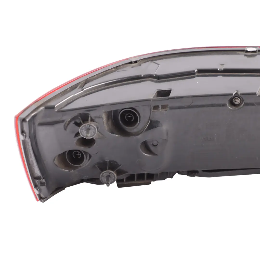 Audi Q7 4M Tail Light Assembly Rear Right N/S - SKU 4M0945094F - Part number 4M0945094F