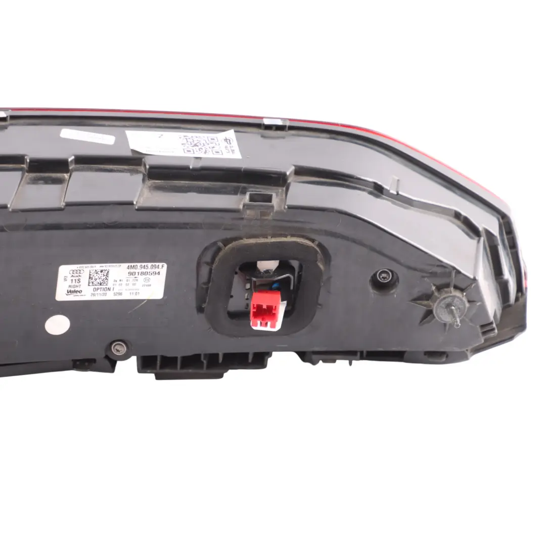 Audi Q7 4M Tail Light Assembly Rear Right N/S - SKU 4M0945094F - Part number 4M0945094F