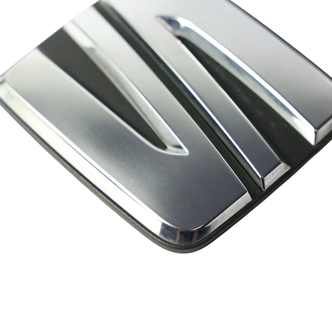 Arona KJ7 Emblema Adhesivo Para Portón Trasero De Seat Logotipo - SKU 575853630D - Número de pieza 575853630D