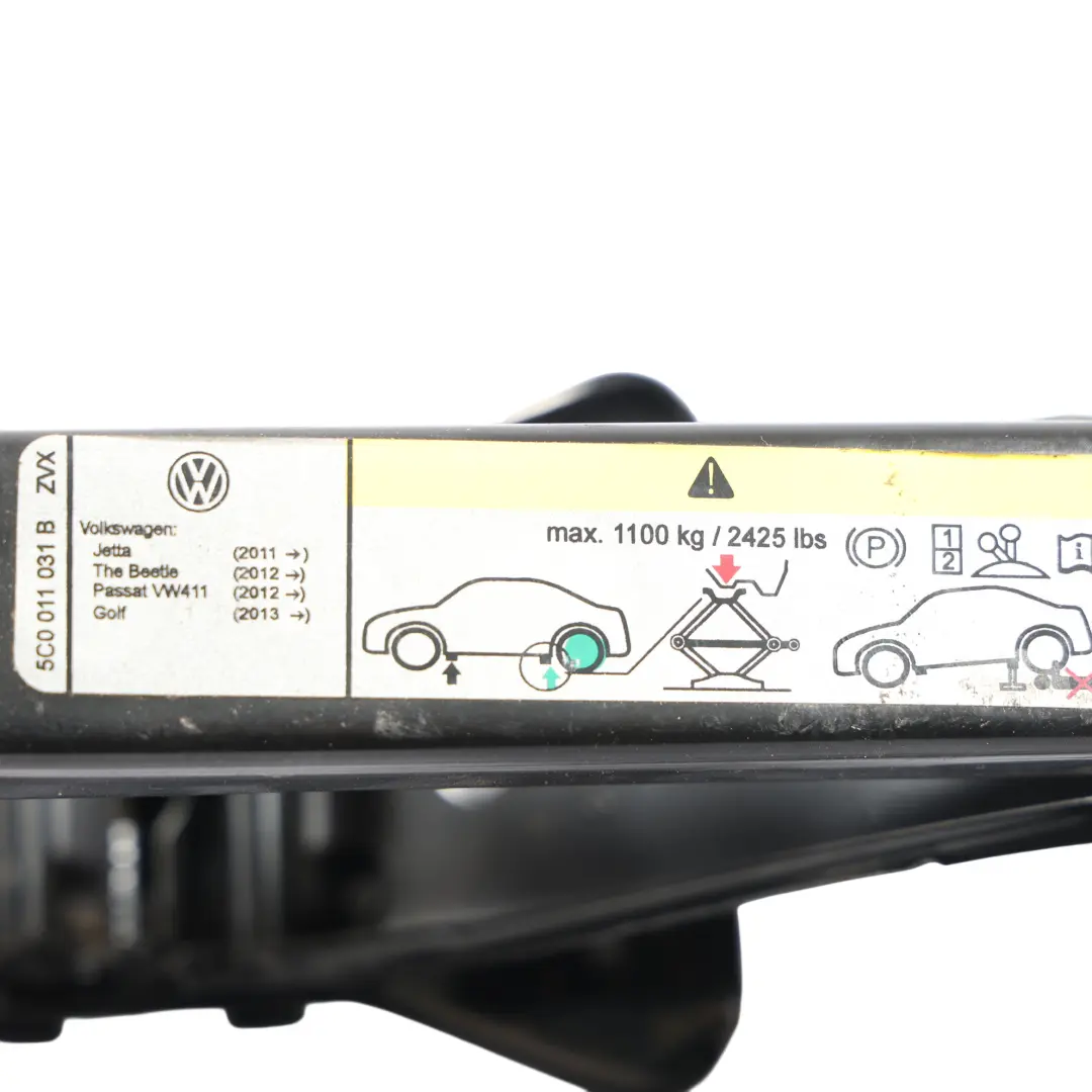 Gato Elevación Emergencia para Volkswagen Jetta A6 con número de pieza 5C0011031B Volkswagen Jetta A6 Gato Elevación Emergencia - SKU 5C0011031B - Número de pieza 5C0011031B