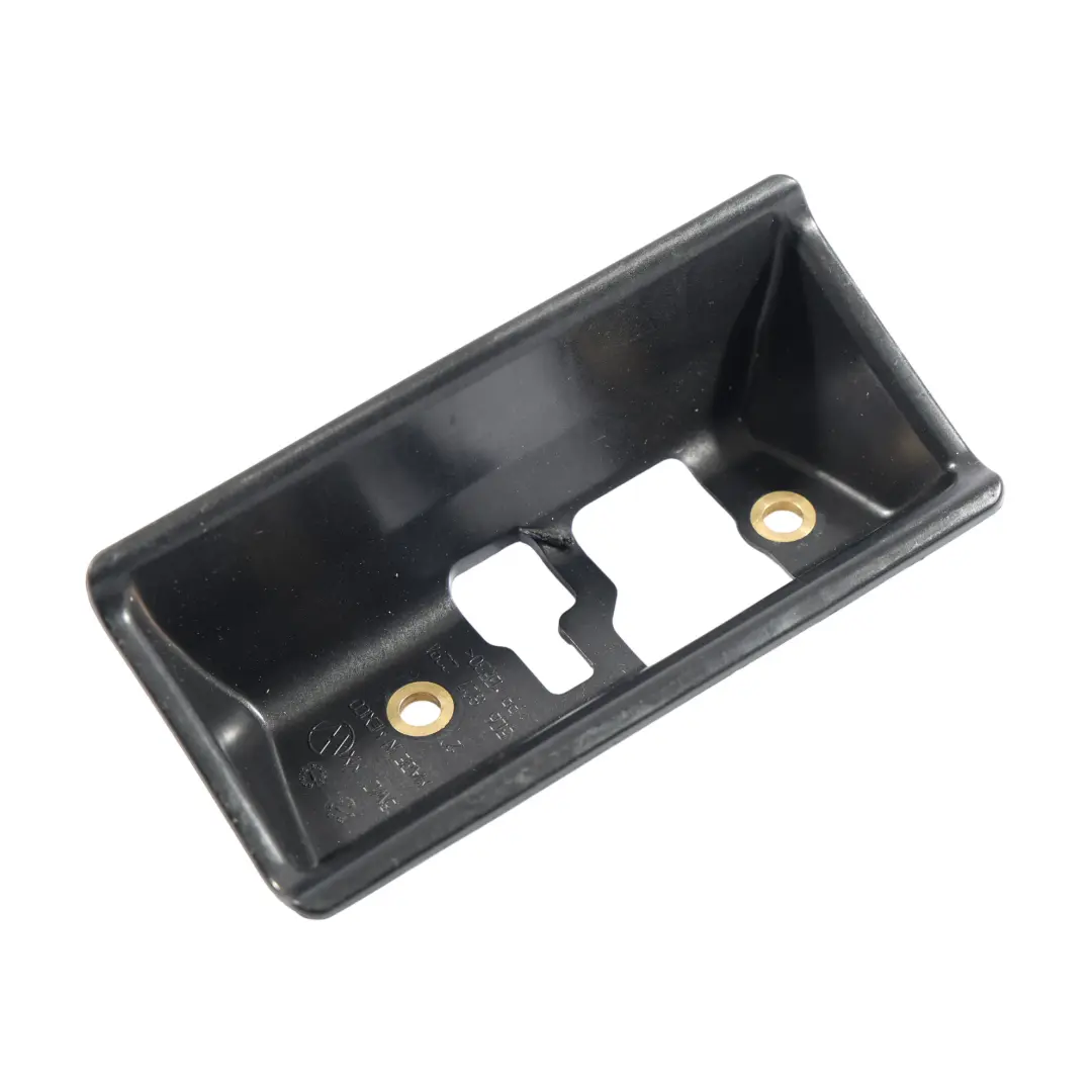 Boot Lid Handle Bracket Cover 5C6827229 to Volkswagen Jetta A6 with Part number 5C6827229A Volkswagen Jetta A6 Boot Lid Handle Bracket Cover 5C6827229 - SKU 5C6827229A - Part number 5C6827229A