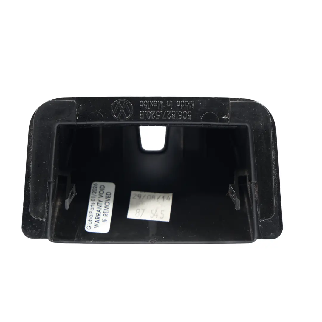 Osłona Zamka Klapy Bagażnika do Volkswagen Jetta A6 o numerze 5C6827520B Volkswagen Jetta A6 Osłona Zamka Klapy Bagażnika - SKU 5C6827520B - Numer Części 5C6827520B