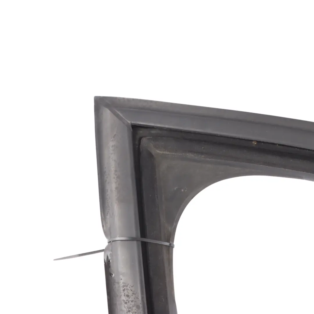 VW Volkswagen Jetta Mk4 Front Door Seal Window Guide Gasket Right O/S - SKU 5C6837432 - Part number 5C6837432