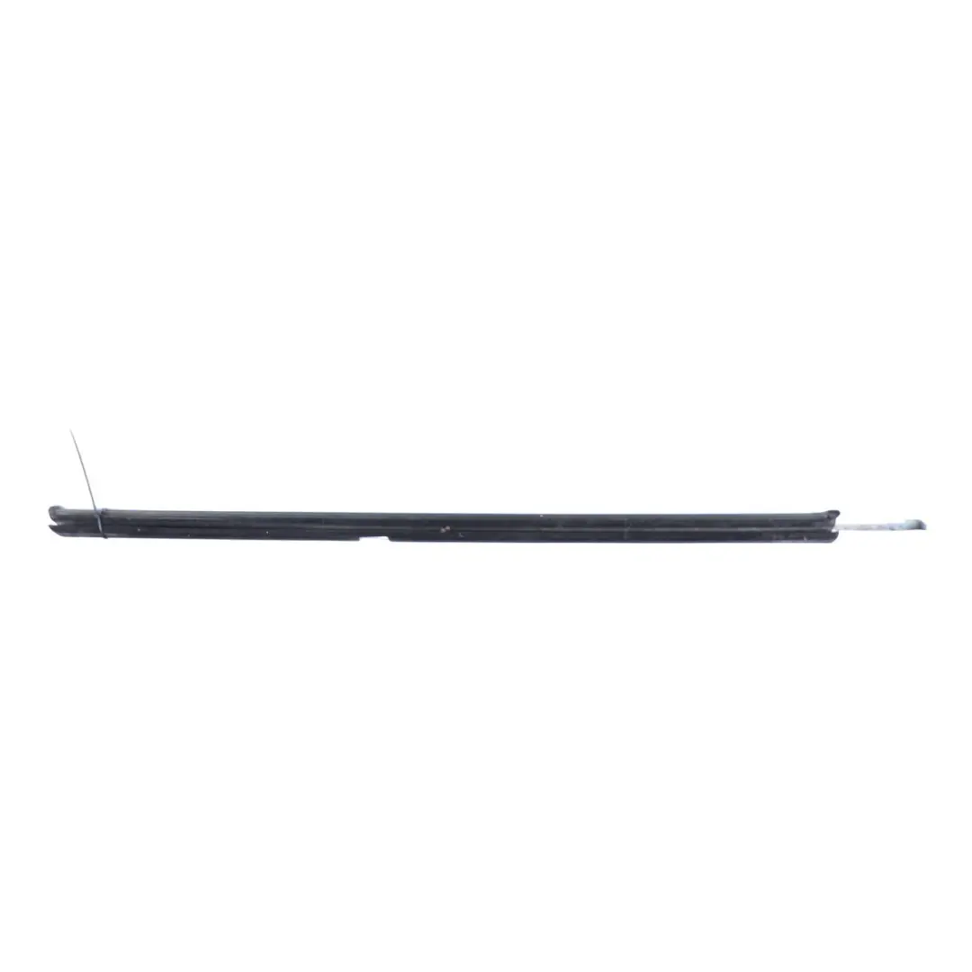 Junta Sellado Ventana Interior Delantero Derecho para Volkswagen Jetta A6 con número de pieza 5C6837480 Volkswagen Jetta A6 Junta Sellado Ventana Interior Delantero Derecho - SKU 5C6837480 - Número de pieza 5C6837480