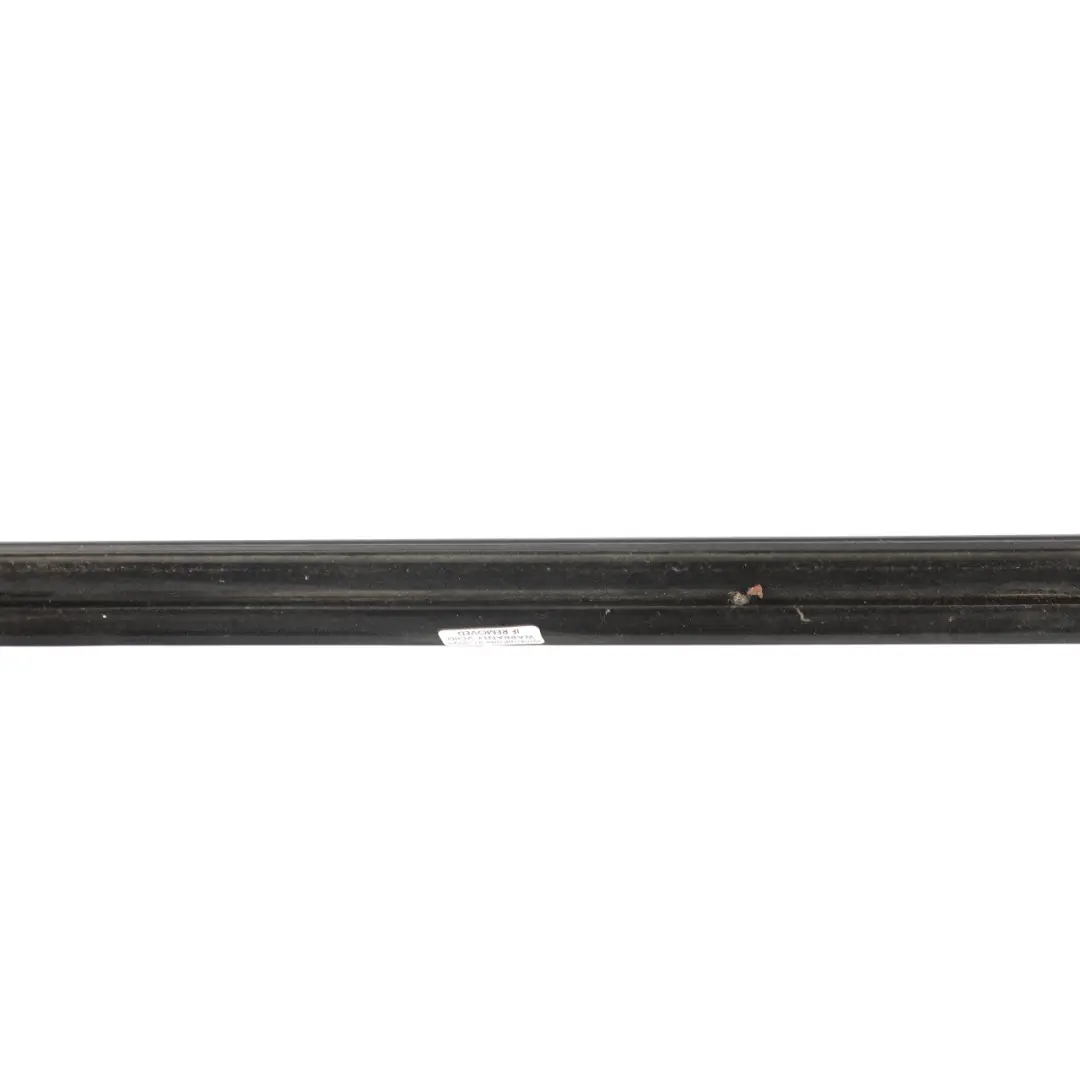 Window Aperture Seal Inner Front Right O/S to Volkswagen Jetta A6 with Part number 5C6837480 Volkswagen Jetta A6 Window Aperture Seal Inner Front Right O/S - SKU 5C6837480 - Part number 5C6837480