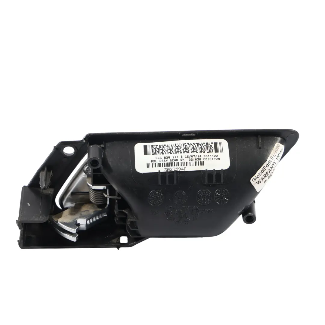 Klamka Wewnętrzna Tył Prawo Titan Black do Volkswagen Jetta A6 o numerze 5C6839114B Volkswagen Jetta A6 Klamka Wewnętrzna Tył Prawo Titan Black - SKU 5C6839114B - Numer Części 5C6839114B