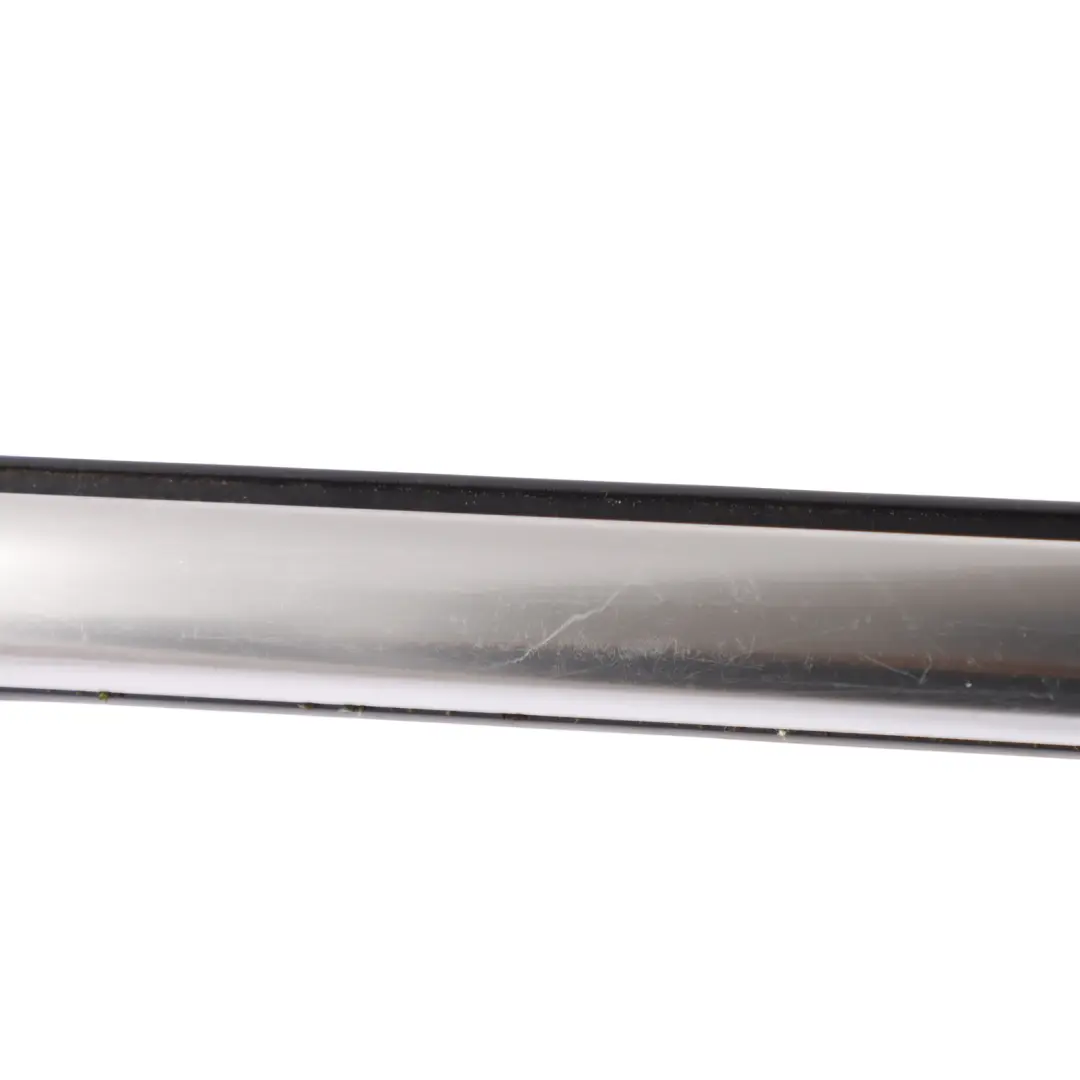 Mk4 Rear Door Window Seal Strip Chrome Left N/S to VW Volkswagen Jetta with Part number 5C6839475B VW Volkswagen Jetta Mk4 Rear Door Window Seal Strip Chrome Left N/S - SKU 5C6839475B - Part number 5C6839475B