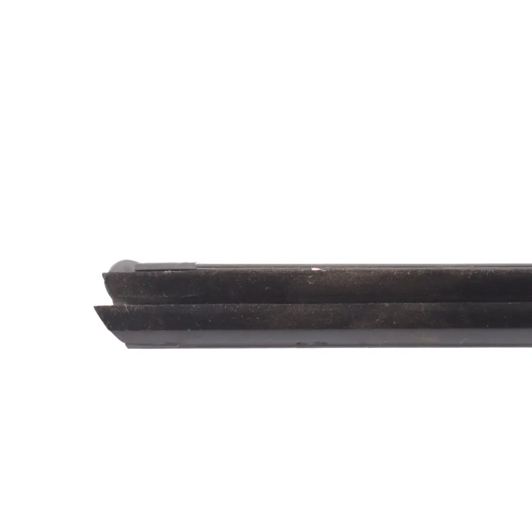 Volkswagen Jetta A6 MK6 Tür Fenster Dichtung Hinten Links - SKU 5C6839479 - Teilenummer 5C6839479