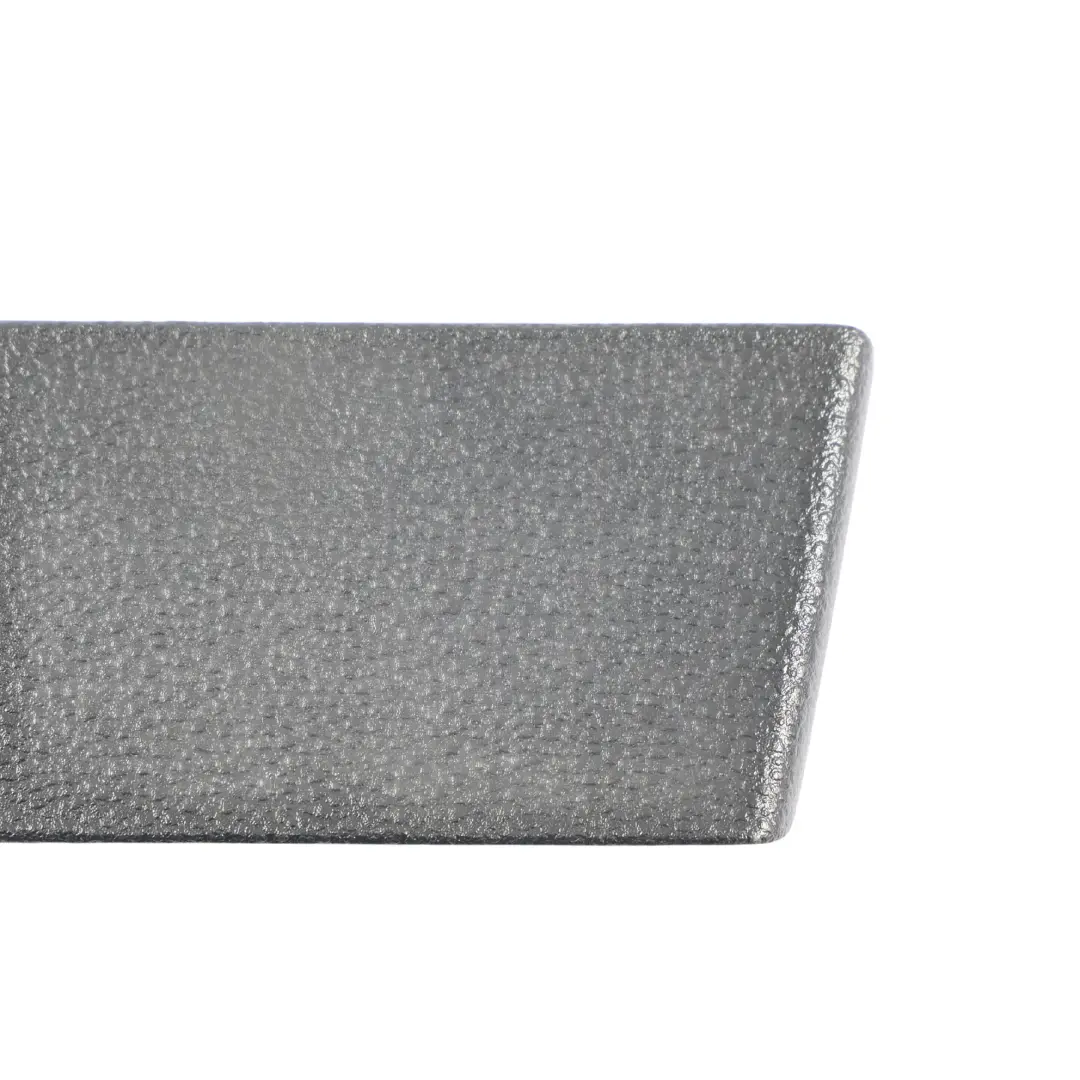 Cache Inspection Gauche Noir Satiné pour Volkswagen Jetta A6 à propos du numéro de pièce 5C6867657 Volkswagen Jetta A6 Cache Inspection Gauche Noir Satiné - SKU 5C6867657 - Numéro de pièce 5C6867657