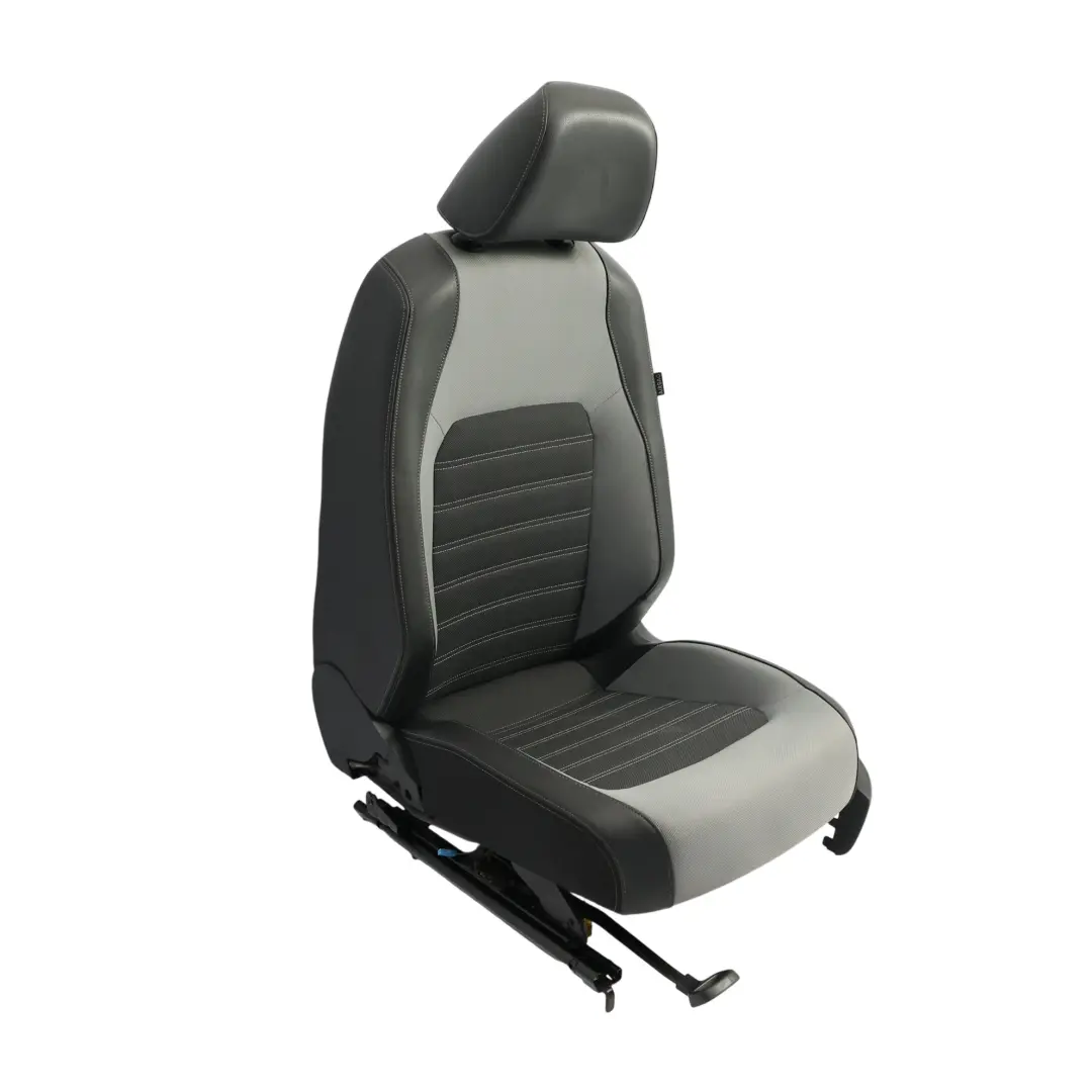 Mk6 A6 Vordersitz Stoff Leder Titan Schwarz Links für VW Volkswagen Jetta mit Teilenummer 5C6881805HE VW Volkswagen Jetta Mk6 A6 Vordersitz Stoff Leder Titan Schwarz Links - SKU 5C6881805HE-1 - Teilenummer 5C6881805HE