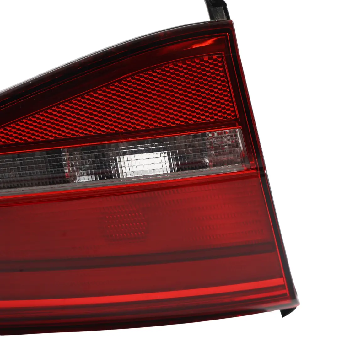 Volkswagen Jetta A6 Luz Trasera Izquierda Interior - SKU 5C6945093D - Número de pieza 5C6945093D