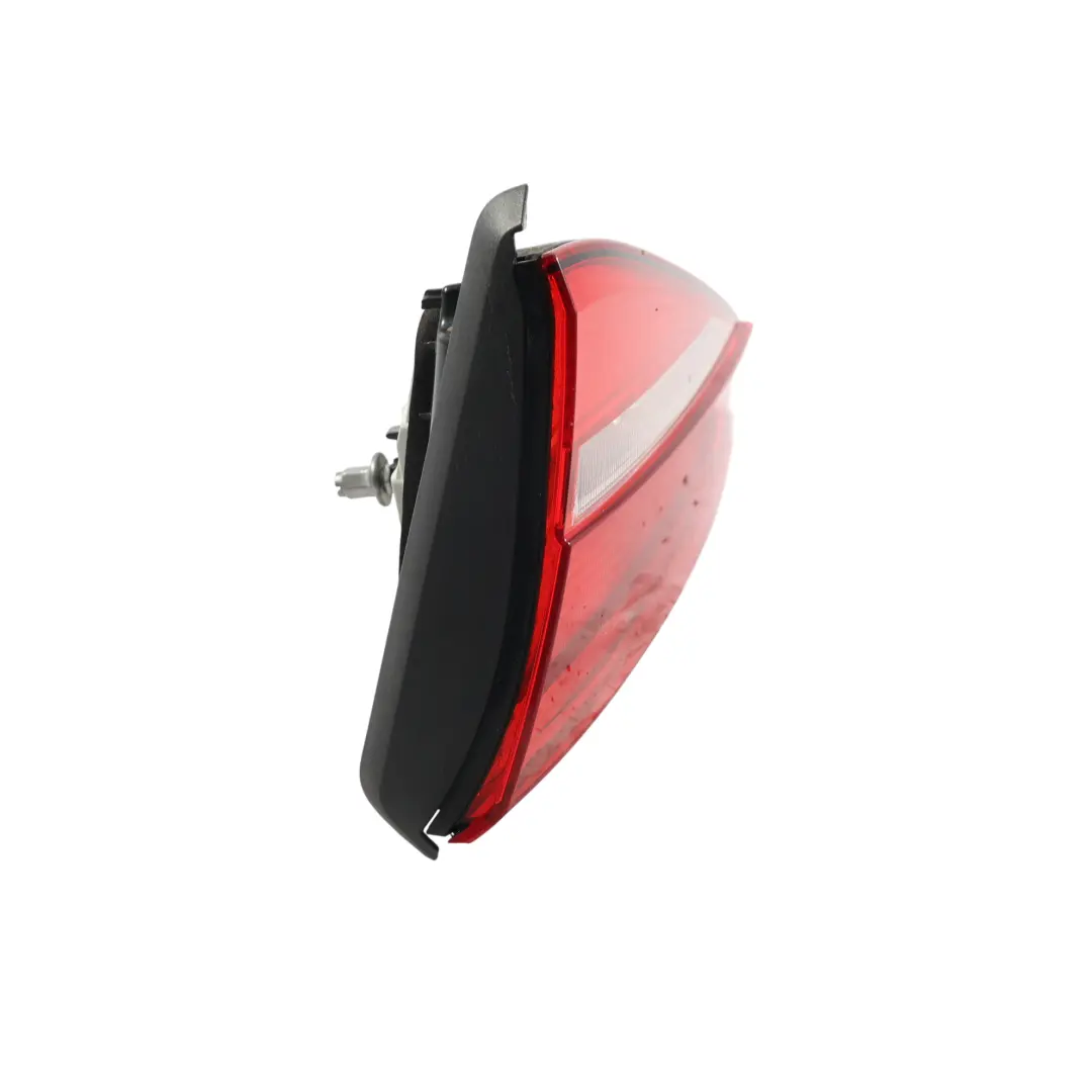 Inner Tail Light lAMP Rear Right O/S to Volkswagen Jetta A6 Saloon with Part number 5C6945094E Volkswagen Jetta A6 Saloon Inner Tail Light lAMP Rear Right O/S - SKU RHD-5C6945094E - Part number 5C6945094E