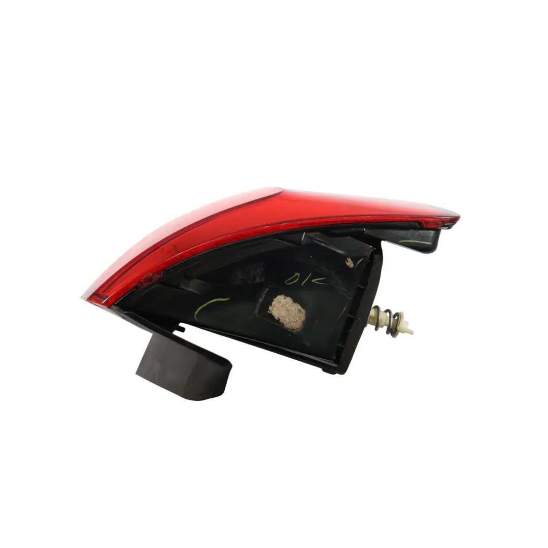 Volkswagen Jetta A6 Luz Trasera Izquierda Exterior - SKU 5C6945095H - Número de pieza 5C6945095H