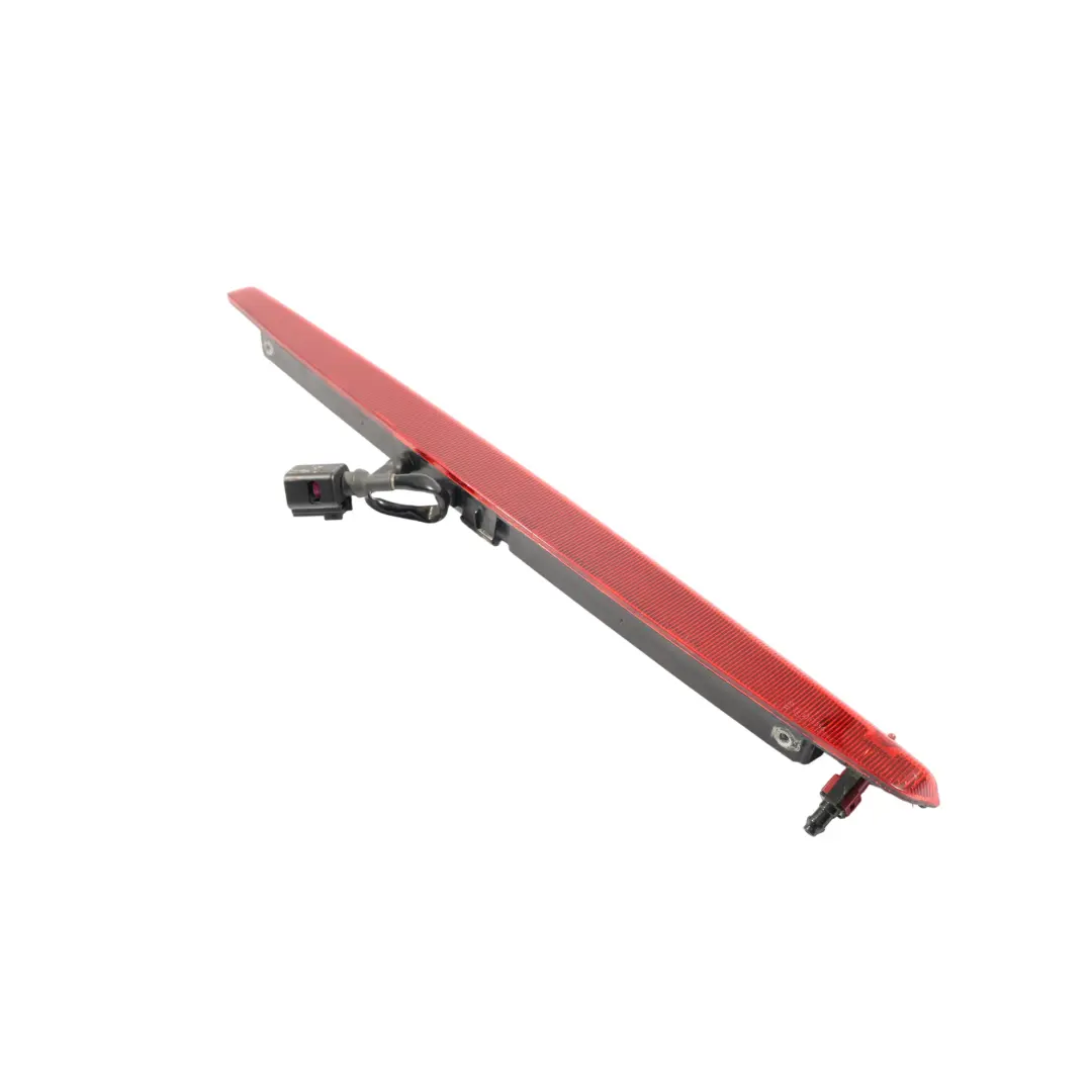 5F Trzecie Światło Stopu Tylne Tył do Seat Leon Cupra o numerze 5F0945097C Seat Leon Cupra 5F Trzecie Światło Stopu Tylne Tył - SKU 5F0945097C - Numer Części 5F0945097C