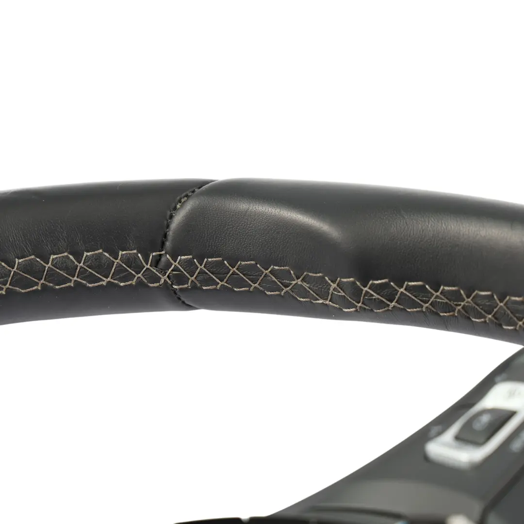 Volant Cuir Noir Avec Palettes Changement Vitesse pour VW Golf Mk7 R à propos du numéro de pièce 5G0419091LK VW Golf Mk7 R Volant Cuir Noir Avec Palettes Changement Vitesse - SKU 5G0419091LK - Numéro de pièce 5G0419091LK