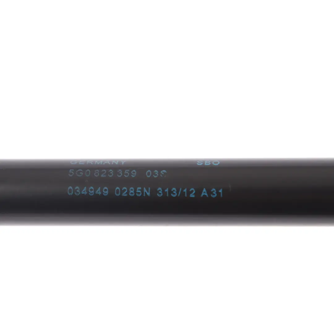 Sprężyna Gazowa Maski Przedniej do Volkswagen Golf Mk7 o numerze 5G0823359 Volkswagen Golf Mk7 Sprężyna Gazowa Maski Przedniej - SKU 5G0823359 - Numer Części 5G0823359