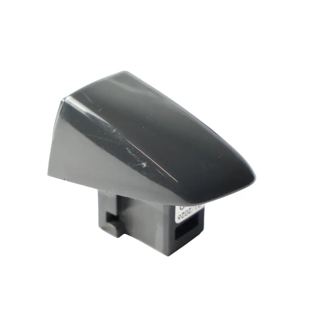 Poignée De Porte Arrière Gauche Urano Grey - I7F pour Volkswagen VW Golf VII à propos du numéro de pièce 5G0837205N Volkswagen VW Golf VII Poignée De Porte Arrière Gauche Urano Grey - I7F - SKU 5G0837205N-URG - Numéro de pièce 5G0837205N