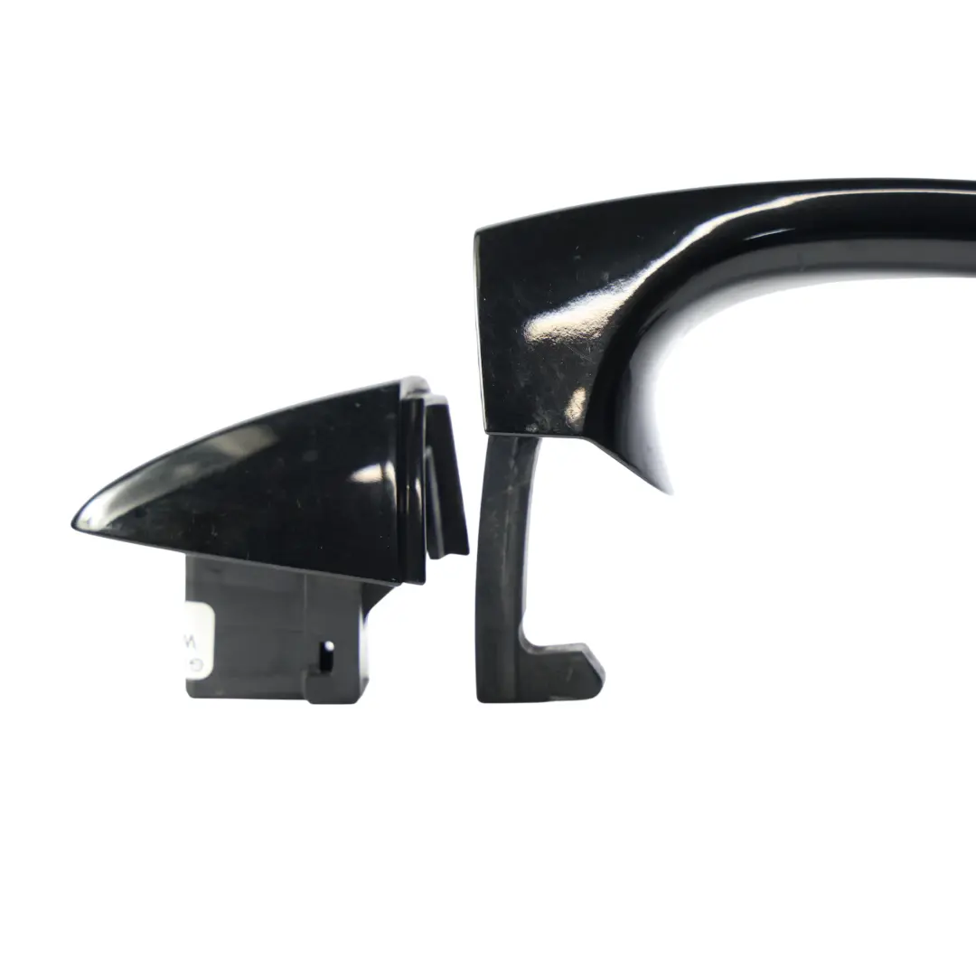 Maniglia Esterna Porta Posteriore Sinistra Nero Mitico - Y9T per Seat Arona KJ7 con numero di parte 5G0837205N Seat Arona KJ7 Maniglia Esterna Porta Posteriore Sinistra Nero Mitico - Y9T - SKU 5G0837205N-MYB - Numero di parte 5G0837205N