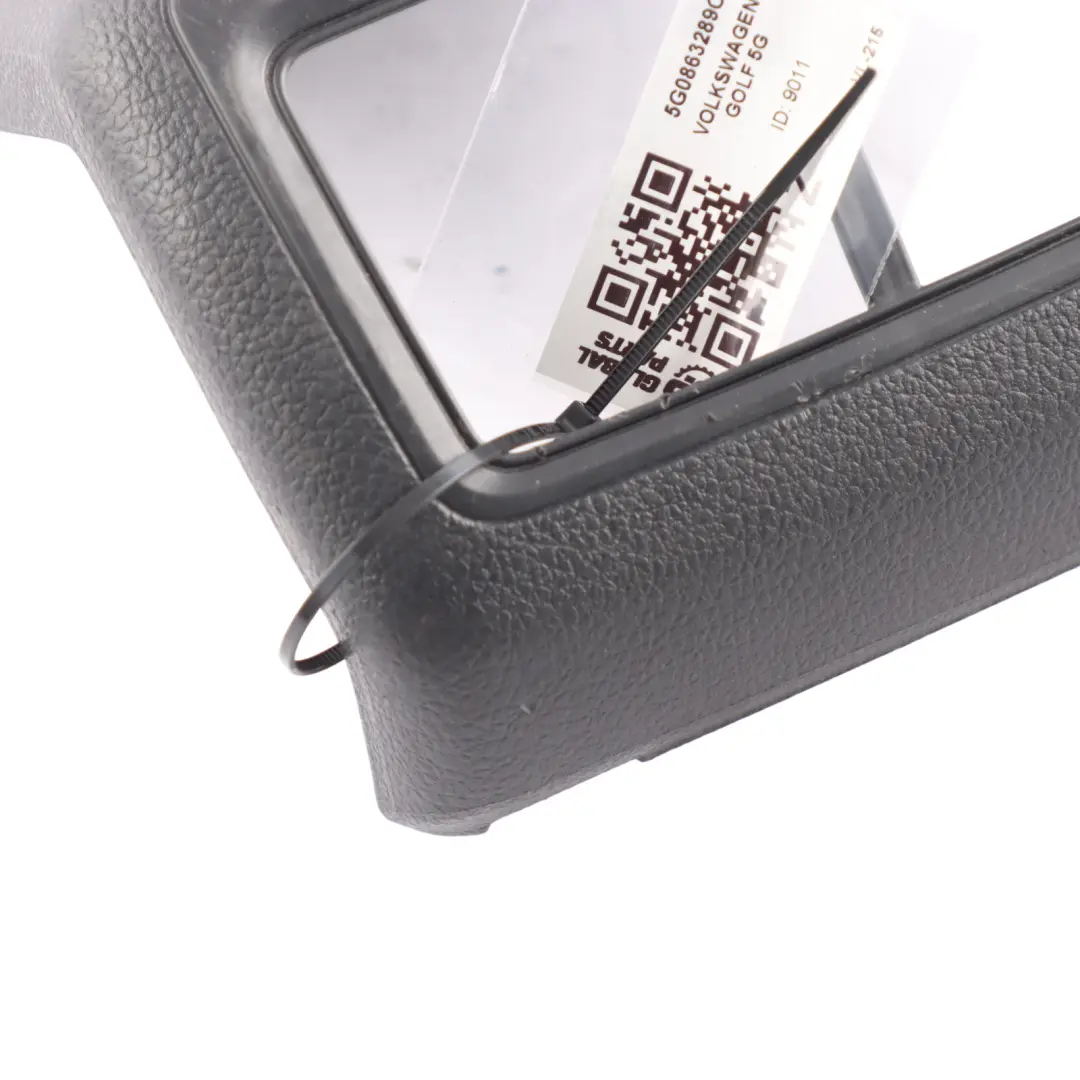 Konsola Środkowa Osłona Nawiewu Tył 5G0864298F do Volkswagen Golf Mk7 o numerze 5G0863289C Volkswagen Golf Mk7 Konsola Środkowa Osłona Nawiewu Tył 5G0864298F - SKU 5G0863289C - Numer Części 5G0863289C