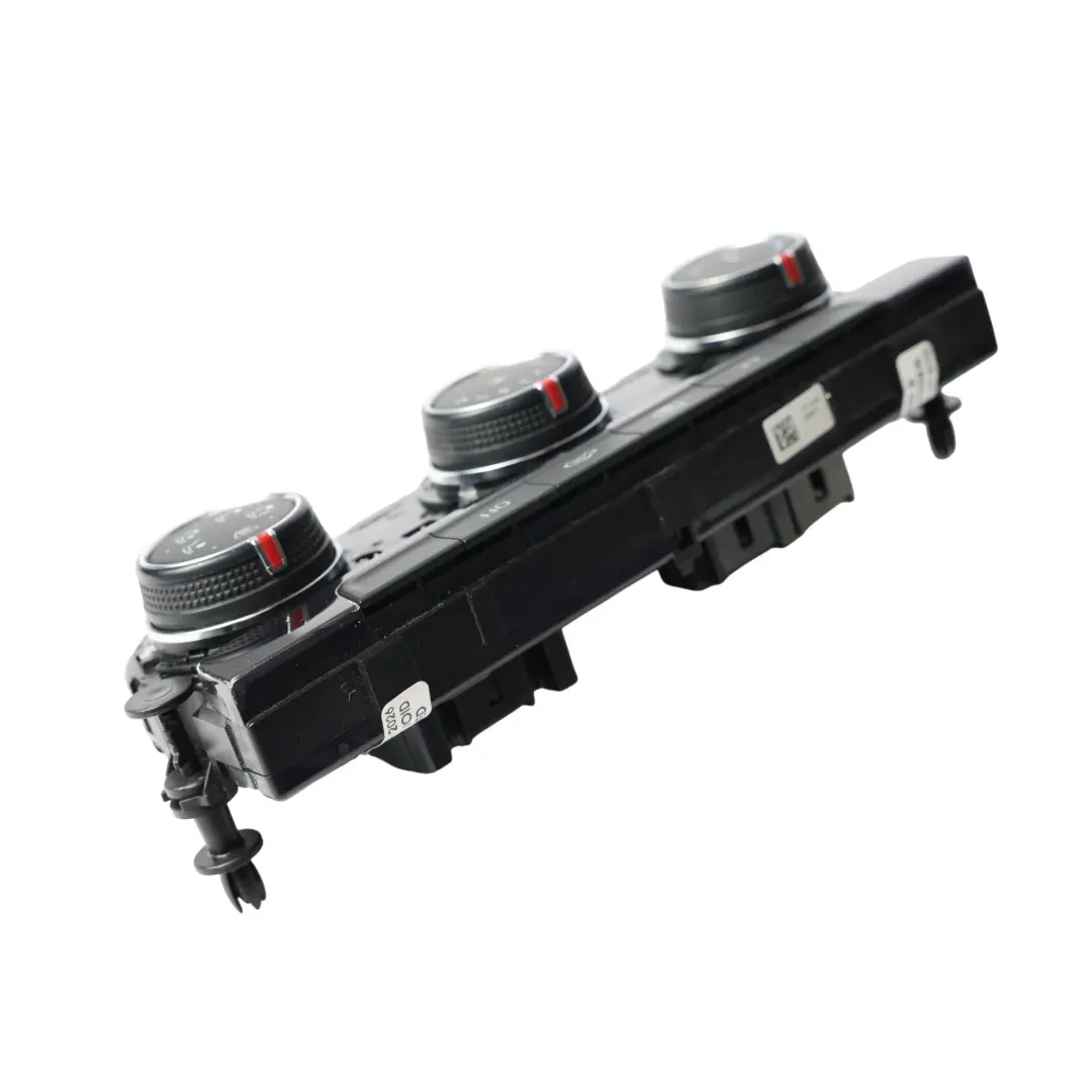 A/C-Heizung Bedienfeld Schaltereinheit für Volkswagen VW Golf VII mit Teilenummer 5G0907426J Volkswagen VW Golf VII A/C-Heizung Bedienfeld Schaltereinheit - SKU 5G0907426J - Teilenummer 5G0907426J