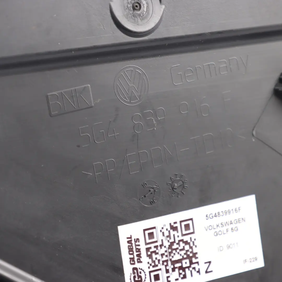 Osłona Zaślepka Wygłuszanie Drzwi Prawy Tył do VW Golf Mk7 o numerze 5G4839916F VW Golf Mk7 Osłona Zaślepka Wygłuszanie Drzwi Prawy Tył - SKU 5G4839916F - Numer Części 5G4839916F