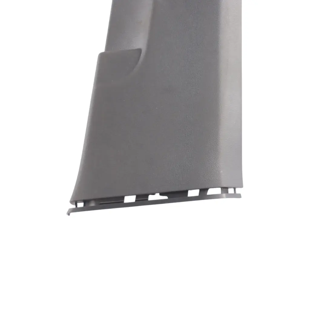 Osłona Panel Słupka B Prawy do VW Volkswagen Golf Mk7 o numerze 5G4867292F VW Volkswagen Golf Mk7 Osłona Panel Słupka B Prawy - SKU 5G4867292F - Numer Części 5G4867292F