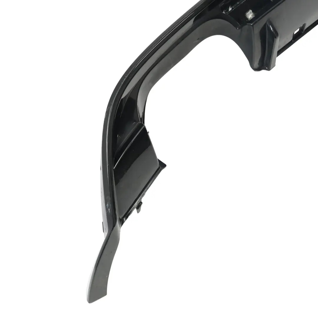 Dyfuzor Osłona Dolna Zderzaka Tylnego do VW Golf Mk7 R o numerze 5G6807568AA VW Golf Mk7 R Dyfuzor Osłona Dolna Zderzaka Tylnego - SKU 5G6807568AA - Numer Części 5G6807568AA