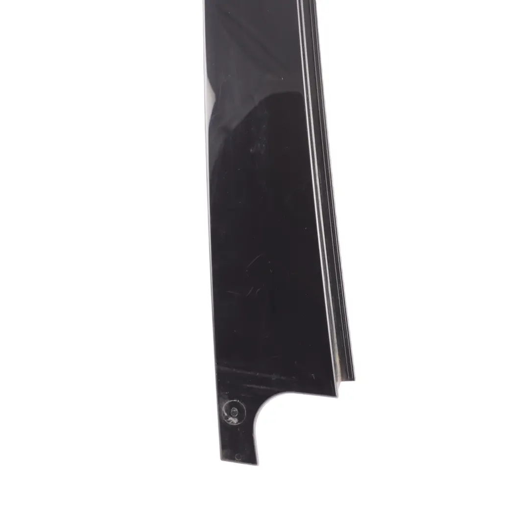 5G Garniture De Montant De Porte Arrière Droit pour VW Volkswagen Golf 7 à propos du numéro de pièce 5G6839902B VW Volkswagen Golf 7 5G Garniture De Montant De Porte Arrière Droit - SKU 5G6839902B - Numéro de pièce 5G6839902B