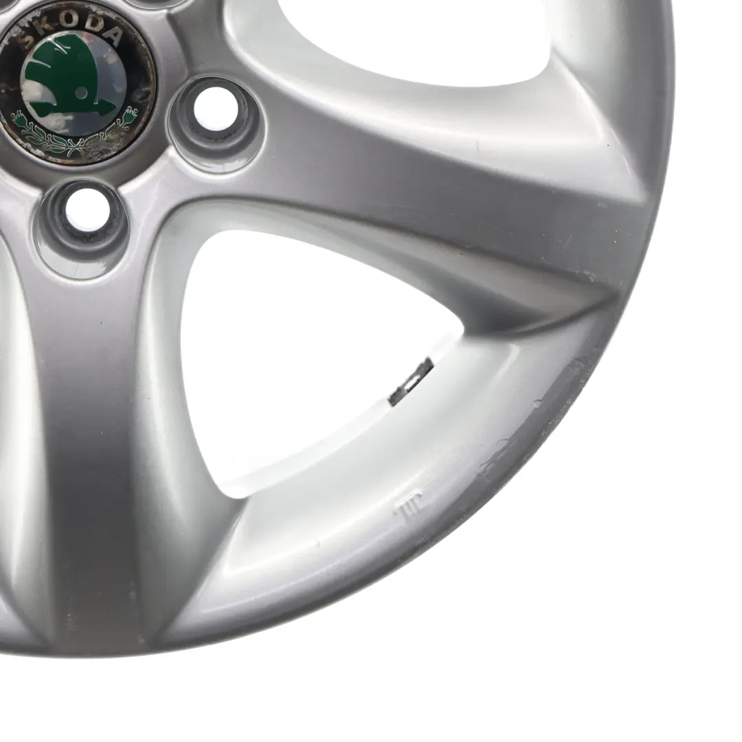  Felga Aluminiowa Skoda Fabia 5J Srebrna 5-Ramion 15" ET:43 6J - SKU 5J0601025A-1 - Numer Części 5J0601025A