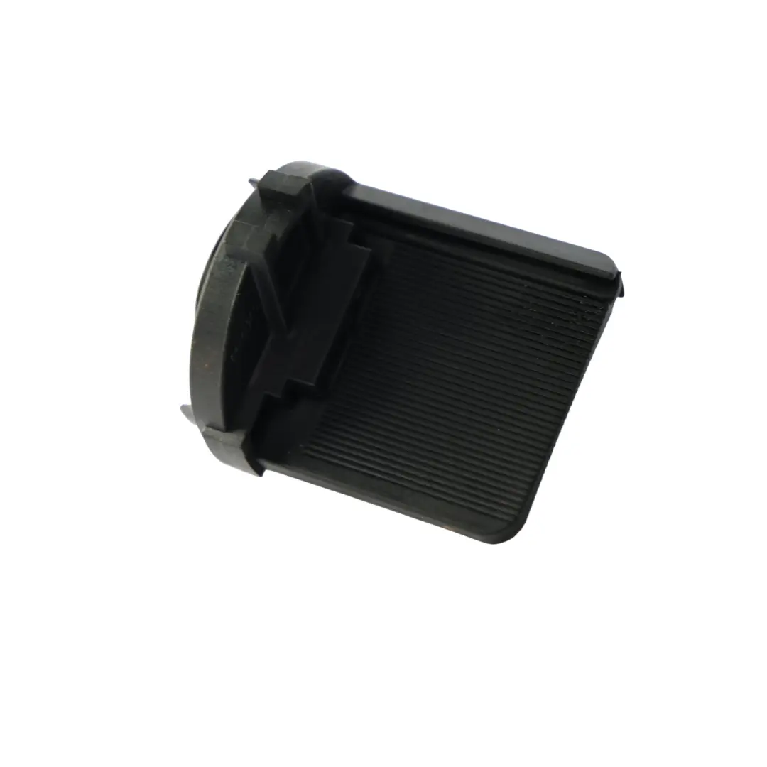 Mk3 Portalampada Sinistra Destra per Volkswagen Scirocco con numero di parte 5K0941109 Volkswagen Scirocco Mk3 Portalampada Sinistra Destra - SKU 5K0941109 - Numero di parte 5K0941109