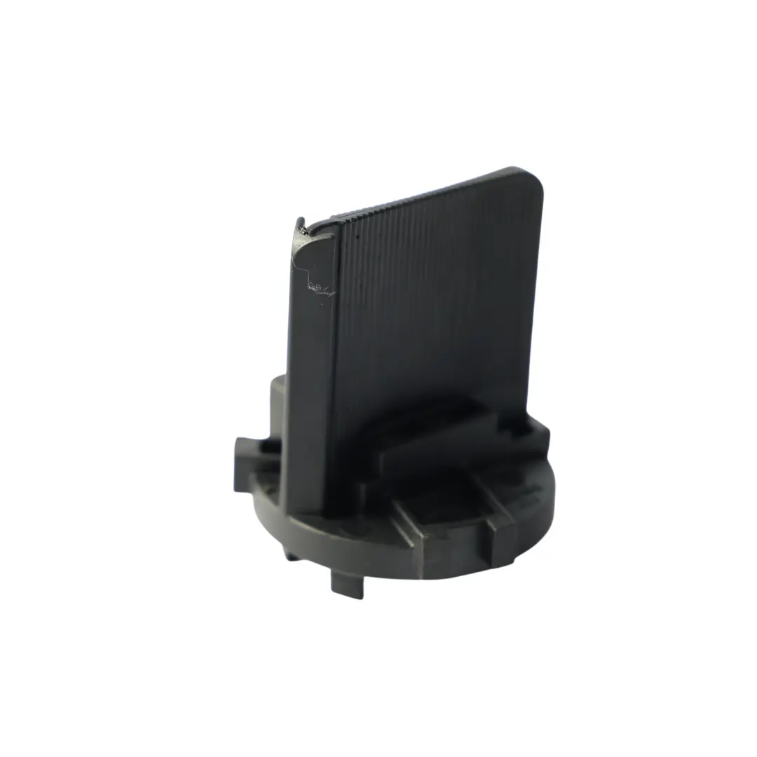 Mk3 Portalámparas Delantero Izquierdo Derecho para Volkswagen Scirocco con número de pieza 5K0941109 Volkswagen Scirocco Mk3 Portalámparas Delantero Izquierdo Derecho - SKU 5K0941109 - Número de pieza 5K0941109