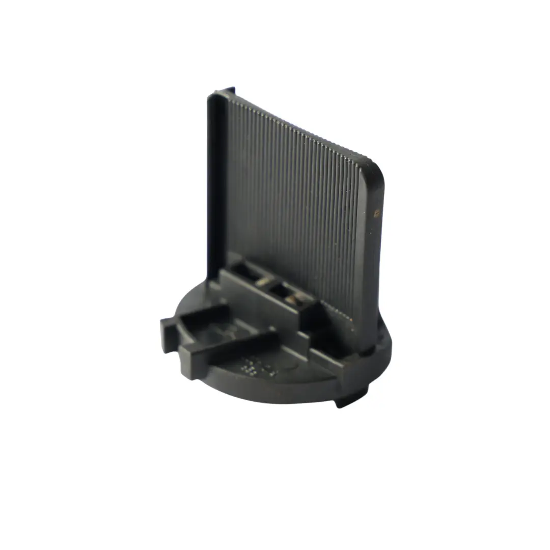 Mk3 Portalámparas Delantero Izquierdo Derecho para Volkswagen Scirocco con número de pieza 5K0941109 Volkswagen Scirocco Mk3 Portalámparas Delantero Izquierdo Derecho - SKU 5K0941109 - Número de pieza 5K0941109