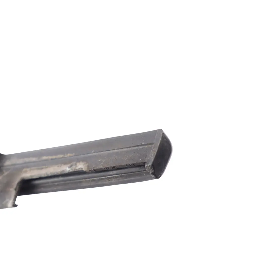 Mk6 Burlete De Ventana De Puerta Delantera Derecha para Volkswagen Golf con número de pieza 5K4837478C Volkswagen Golf Mk6 Burlete De Ventana De Puerta Delantera Derecha - SKU 5K4837478C - Número de pieza 5K4837478C