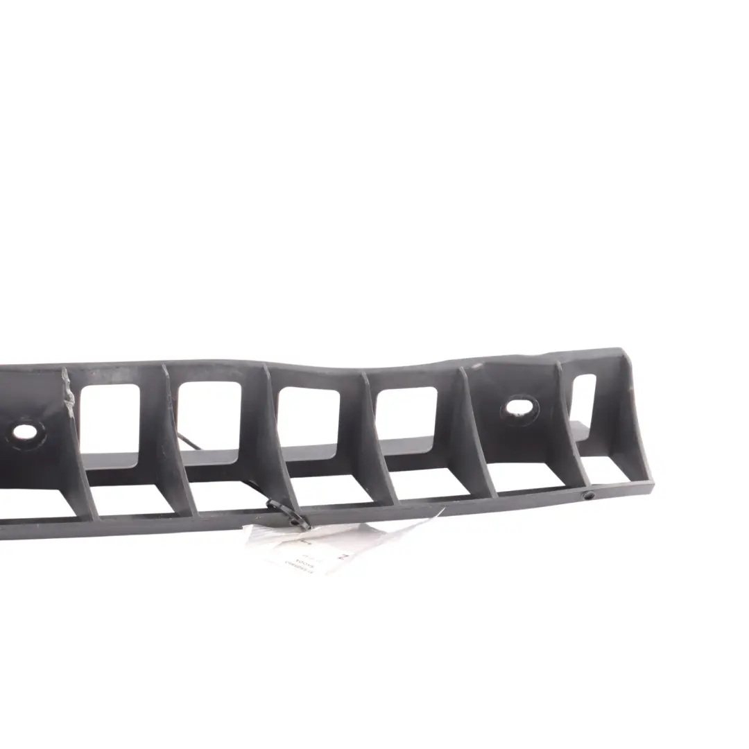 Bumper Middle Bracket Mount Support Right O/S 5L6807864 to Skoda Yeti 5L Rear with Part number 5L6807863 Skoda Yeti 5L Rear Bumper Middle Bracket Mount Support Right O/S 5L6807864 - SKU 5L6807863 - Part number 5L6807863