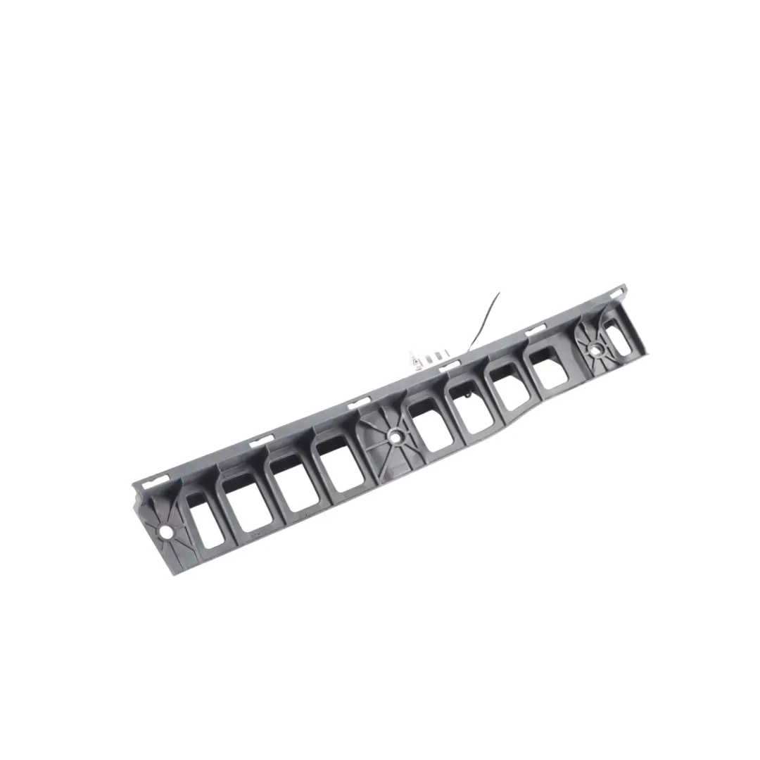 Skoda Yeti 5L Rear Bumper Middle Bracket Mount Support Right O/S 5L6807864 - SKU 5L6807863 - Part number 5L6807863