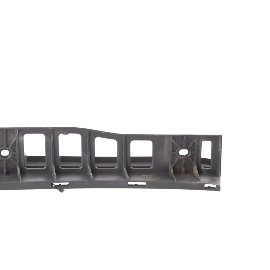 Soporte Parachoques Trasero Medio Derecho para Skoda Yeti 5L con número de pieza 5L6807864 Skoda Yeti 5L Soporte Parachoques Trasero Medio Derecho - SKU 5L6807864 - Número de pieza 5L6807864