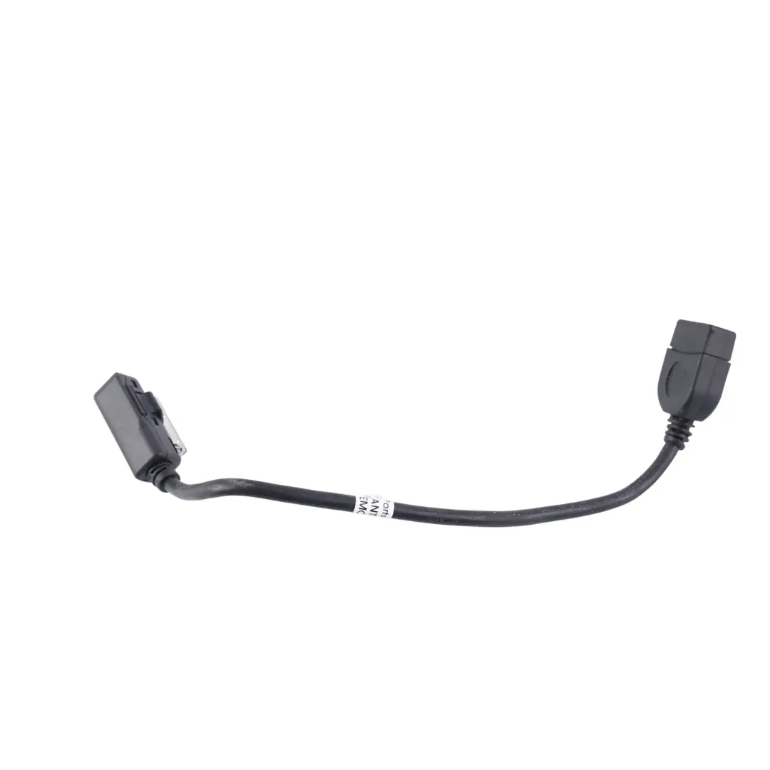 USB Adapter Wiring Harness Lead Cable Connector to Volkswagen Jetta A6 with Part number 5N0035558 Volkswagen Jetta A6 USB Adapter Wiring Harness Lead Cable Connector - SKU 5N0035558 - Part number 5N0035558