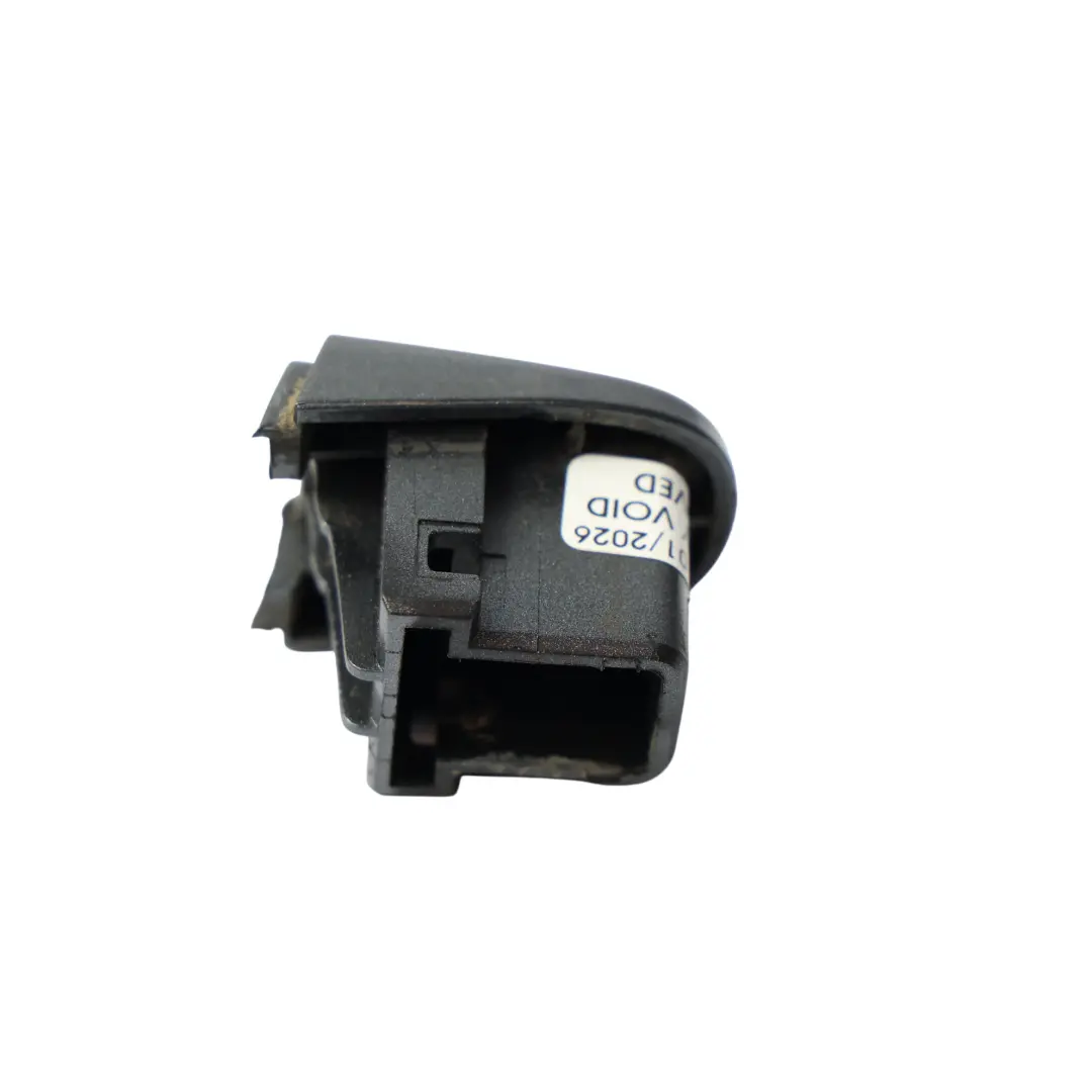 Nakładka Klamki Drzwi Przód Tył Pasażera Szara 5N0839167B do VW Jetta A6 o numerze 5N0839167B-PLG VW Jetta A6 Nakładka Klamki Drzwi Przód Tył Pasażera Szara 5N0839167B - SKU 5N0839167B-PLG - Numer Części 5N0839167B-PLG