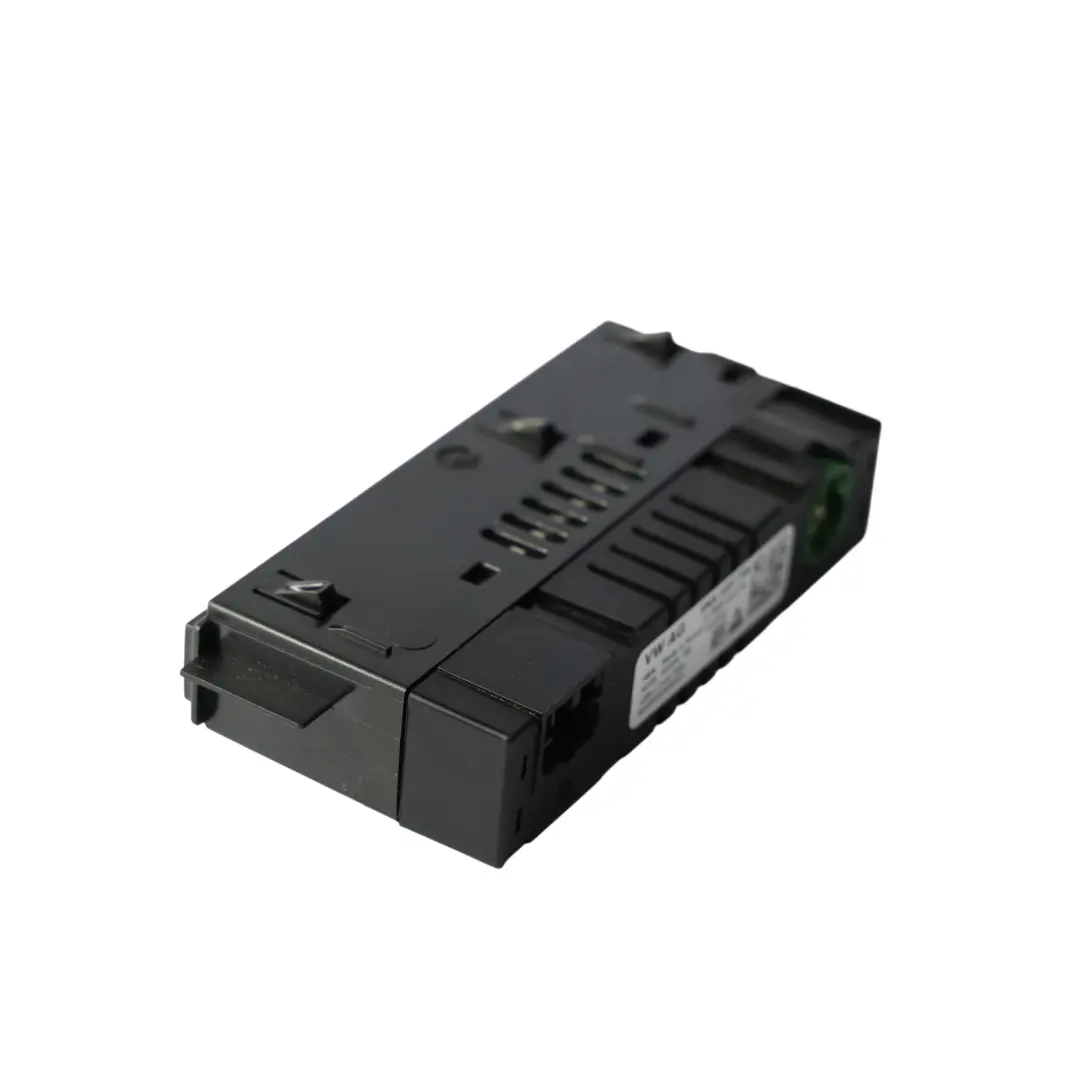 VW Crafter Mk2 SY Podwójne Gniazdo USB-C Konsoli Środkowej - SKU 5NA035736 - Numer Części 5NA035736