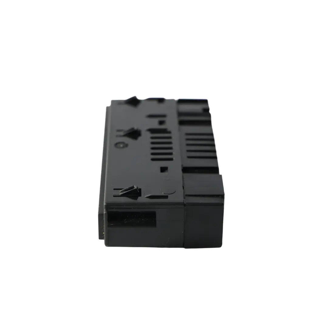 VW Crafter Mk2 SY Podwójne Gniazdo USB-C Konsoli Środkowej - SKU 5NA035736 - Numer Części 5NA035736