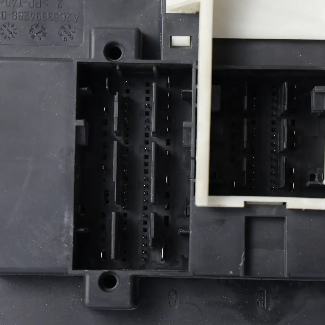 Volkswagen VW Golf VII BCM Komfort Karosseriesteuergerät ECU - SKU 5Q0937084M - Teilenummer 5Q0937084M