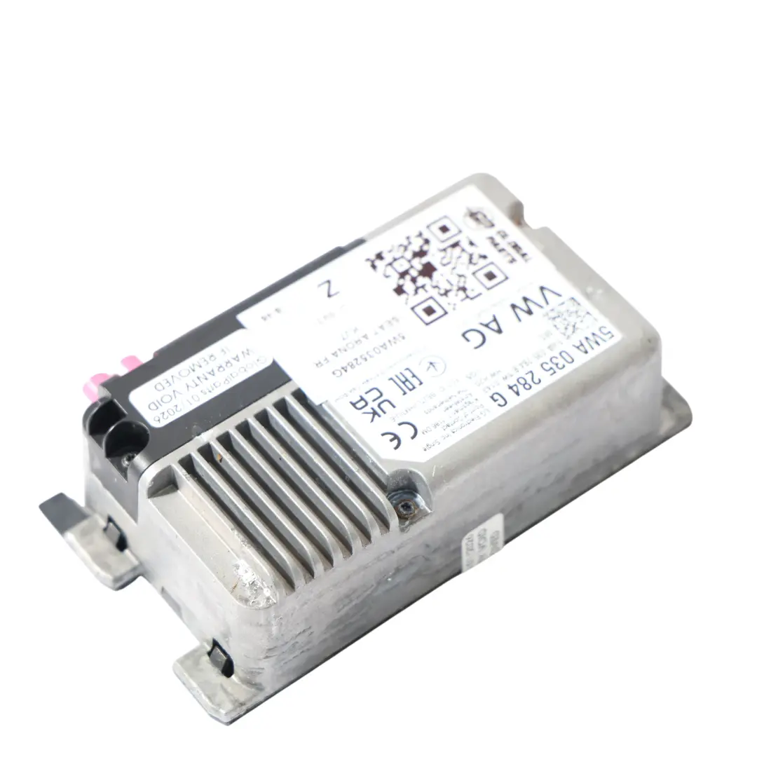 Unité Contrôle Connectivité Services Ligne D pour Seat Arona FR KJ7 à propos du numéro de pièce 5WA035284G Seat Arona FR KJ7 Unité Contrôle Connectivité Services Ligne D - SKU 5WA035284G - Numéro de pièce 5WA035284G